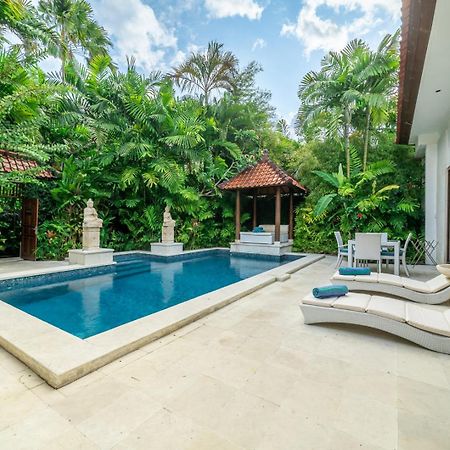 Villa Nemia Seminyak מראה חיצוני תמונה